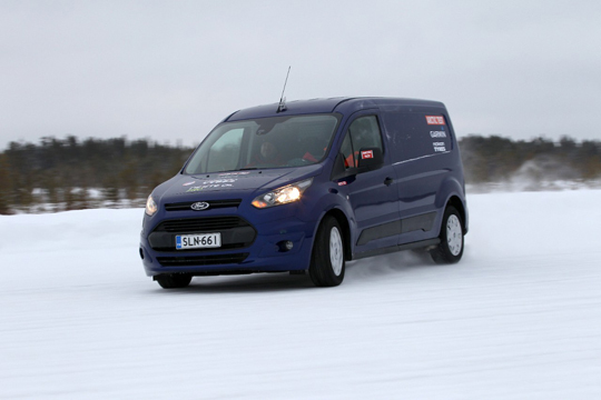 TransitConnect__ArcticVanTest2014.JPG